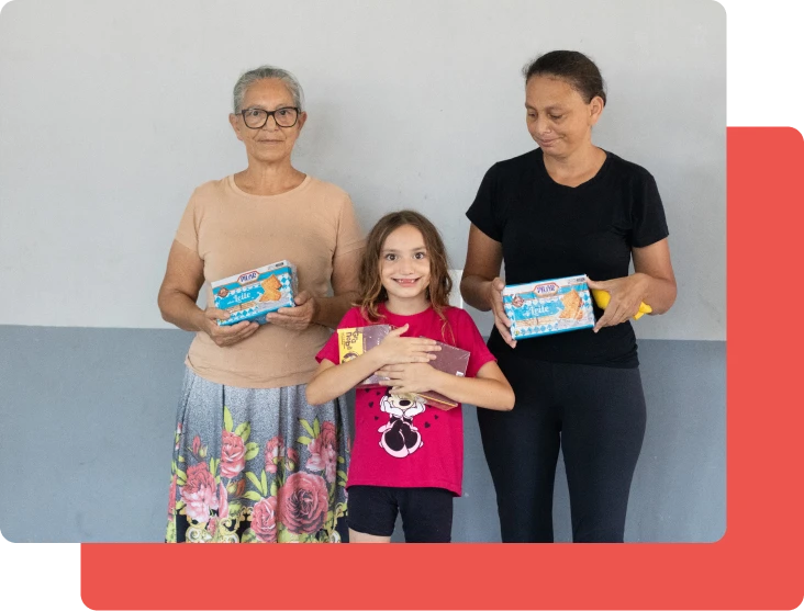 Famílias atendidas pelo IDF6 com cestas de alimentos
